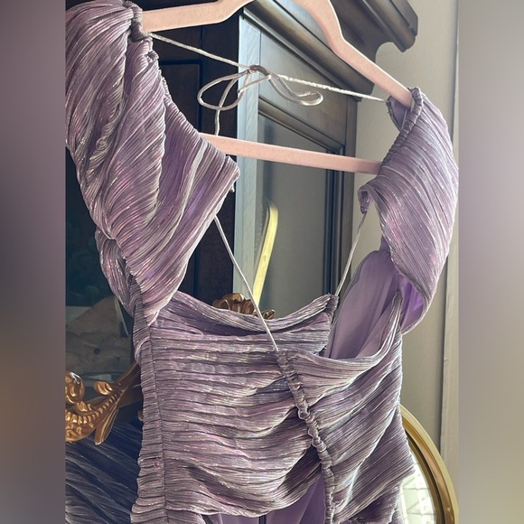 NWT Miss Circle PARRIS LAVENDER METALLIC CUTOUT RUCHED CHIFFON MAXI DRESS - Picture 5 of 11